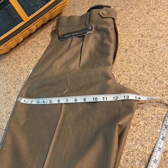 NWT Perry Ellis America Brown Dress Pants With Pleats and Cuffed Bottoms W34xL30 - Picture 15 of 15